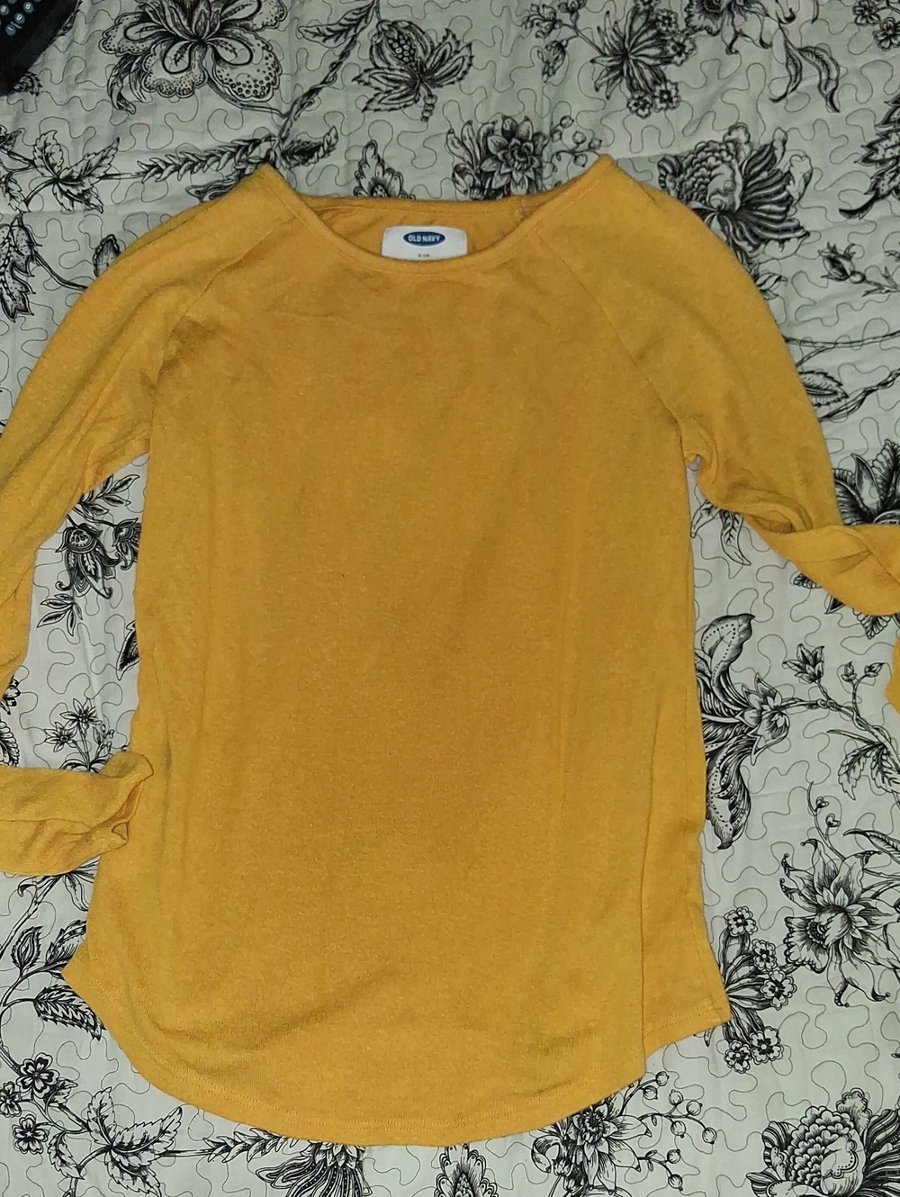 Old Navy Women's Mustard Yellow Long Sleeve Lightweight Top